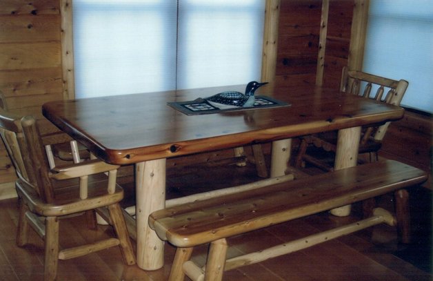 cedar table set  - image
