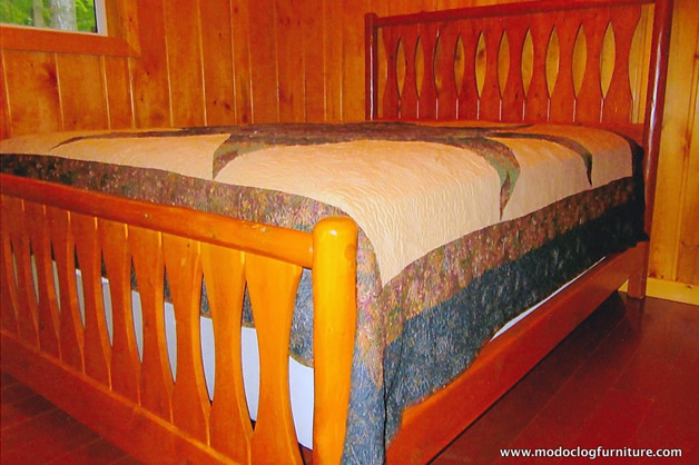 king rustic bed - image